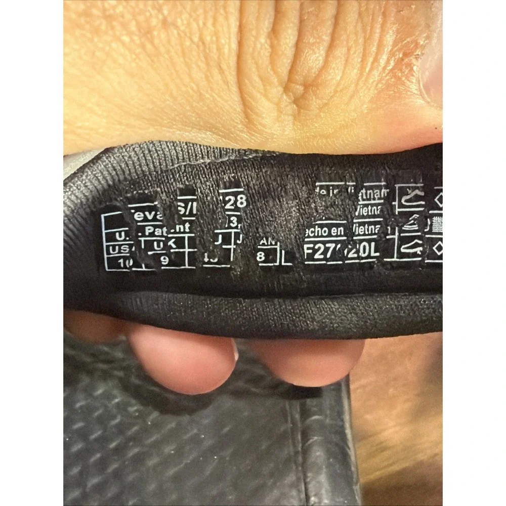 Teva Minam Hiking Sandals Mens Size 10 Black Outdoor Trail Walking Sandals